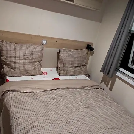 Mobil Chaleureux Et Idyllique Lattes